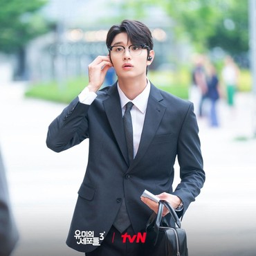 Profil Kim Jae Won Bintang 'Yumi's Cells 3' yang Sedang Bersinar