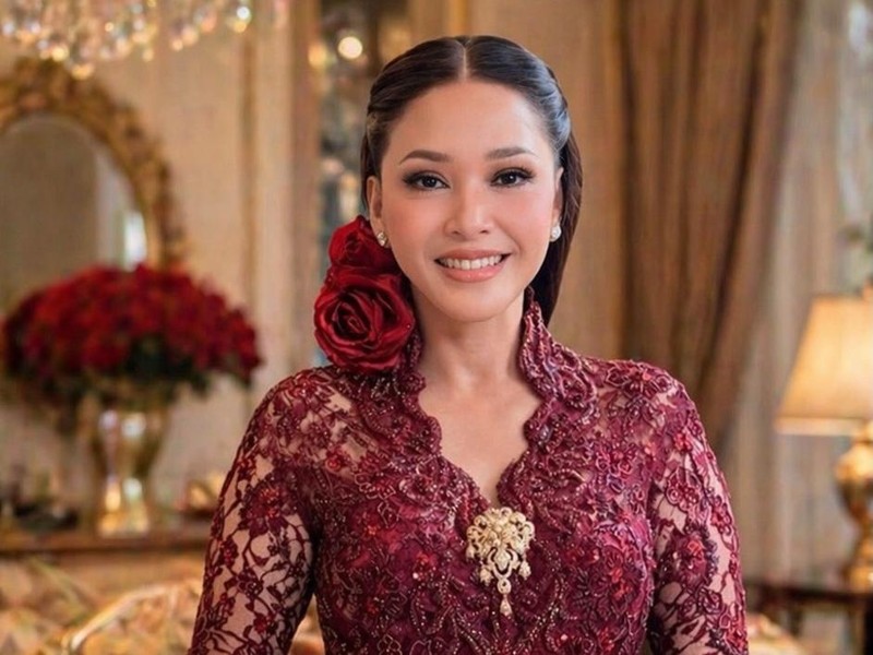 Terpopuler: Reaksi Maia Estianty Disentil Masih Jualan Vs Rina Nose Alami Post-op Blues