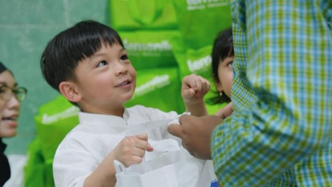 6 Momen Ultah Issa Anak Nikita Willy Jadi Sorotan, Rayakan di Panti Asuhan Penuh Haru