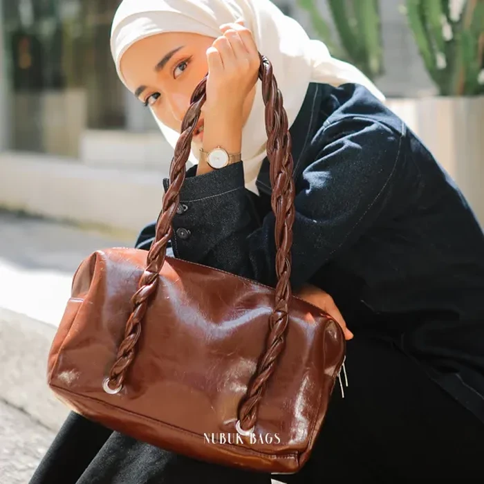 Nubuk Bags - Kina Shoulder Bag Leather