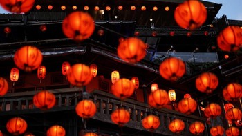 FOTO: Jejak Sejarah Jalan Tua Jiufen Taiwan di Bawah Cahaya Lampion