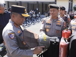 Kunjungi Polres Kediri Kota, Kabaharkam Beri Pesan Anggota Soal Kinerja