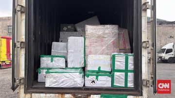 Polri Buru Penyelundup Puluhan Ribu iPhone Ilegal Rp235 M