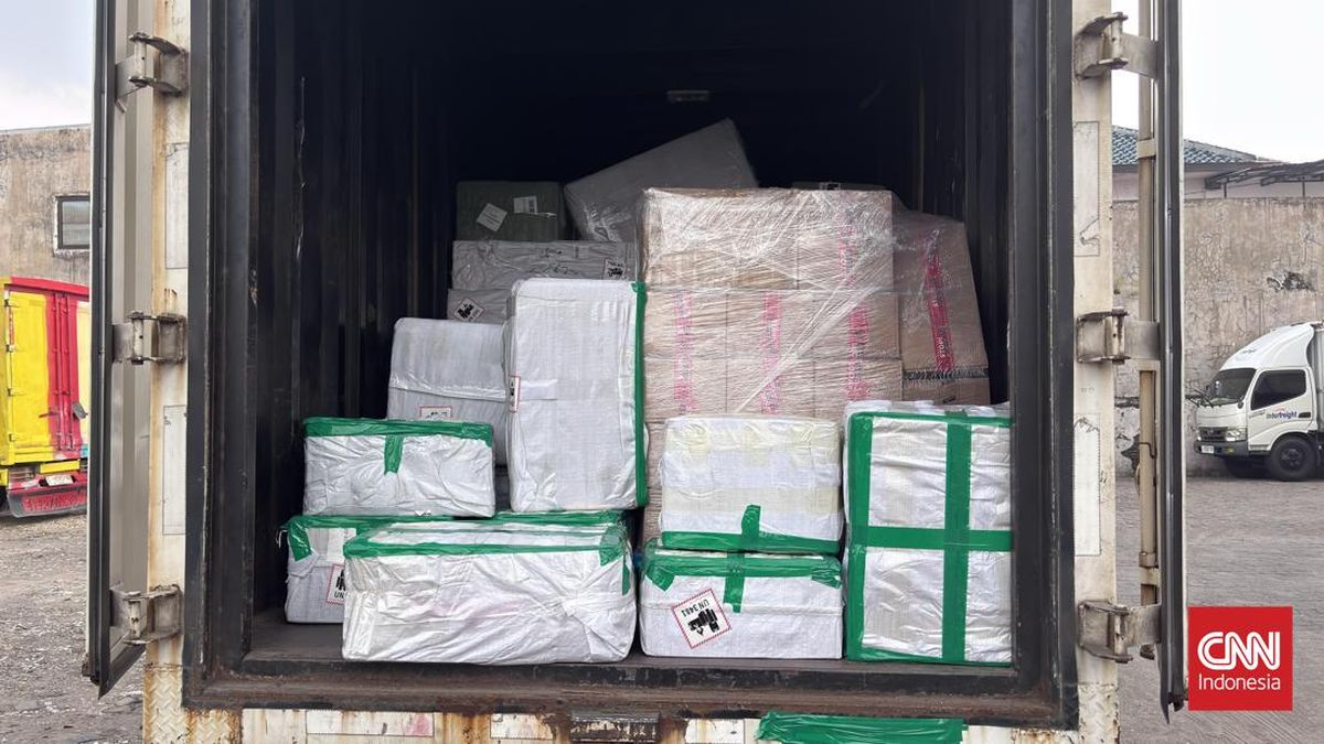 Polri Buru Penyelundup Puluhan Ribu iPhone Ilegal Rp235 M