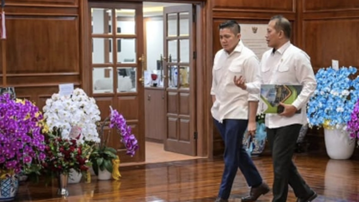 Menkop Temui Setkab Teddy, Bahas Rekrutmen 30 Ribu Manajer Kopdes