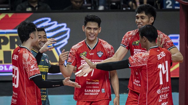 Surabaya Samator menang 3-0 atas Jakarta Garuda Jaya dalam game pertama perebutan peringkat ketiga Proliga 2026 di GOR Amongrogo Yogyakarta, Selasa (21/4).