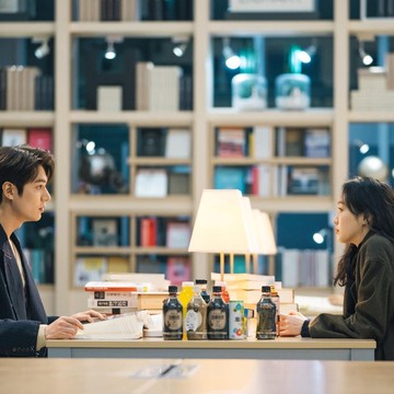 Jadi Tren Baru, Anak-anak Muda Korea Selatan Cari Pasangan di Toko Buku