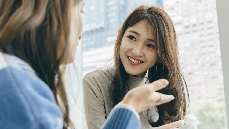 11 Kalimat yang Biasa Diucapkan Orang Santun&comma; Sudah Jarang Digunakan Gen Z