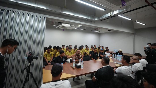 Ketua Komite Wasit PSSI, Yoshimi Ogawa, menjelaskan alasan gol Dewa United ke gawang Bhayangkara FC di EPA U-20 tidak offiside dan tetap sah.