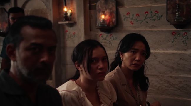 Sinopsis Songko tentang misteri dari entitas misterius yang menghantui masyarakat Minahasa, khususnya di masa lalu.