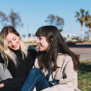 Introvert vs Ekstrovert, Ini Cara Mudah Kenali Tipe Energi Kamu