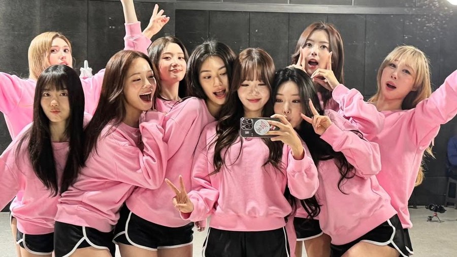 Momen personel I&period;O&period;I mempersiapkan comeback untuk merayakan 10 tahun debutnya&period;