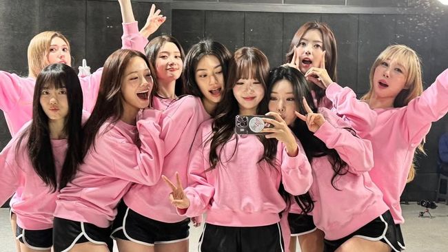 Lirik Lagu Suddenly - I.O.I