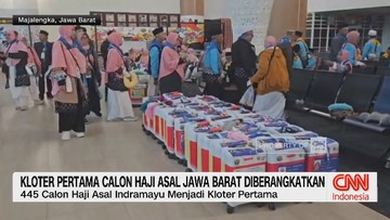 VIDEO: Kloter Pertama Calon Haji Asal Jawa Barat Diberangkatkan