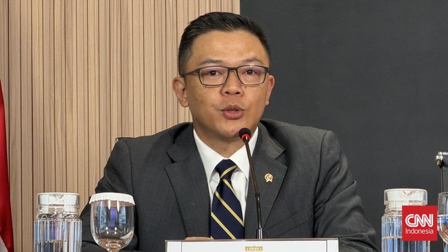 Menlu RI Sugiono memastikan pasokan BBM Indonesia tetap relatif aman meski situasi geopolitik di Timur Tengah memanas termasuk ketegangan di Selat Hormuz.