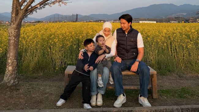 Sentil Realita Parenting Digital, Nikita Willy: Screen Time Anak Mencontoh Ortu di Rumah