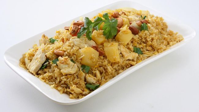 Resep Nasi Goreng Nanas Ala Chef Martin Praja, Bisa Jadi Ide Sarapan Praktis