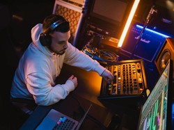 Sennheiser HD 480 Pro Rilis, Headphone Studio Bass Akurat