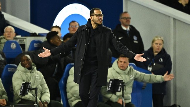 Pelatih Liam Rosenior mengaku sakit hati setelah Chelsea digilas Brighton and Hove Albion dalam laga pekan ke-34 Liga Inggris, Rabu (22/4) dini hari WIB.