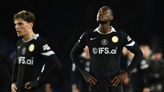 Sejumlah fakta menarik muncul setelah Chelsea digulung Brighton and Hove Albion, 3-0, dalam pertandingan pekan ke-34 Liga Inggris, Rabu (22/4) dini hari WIB.