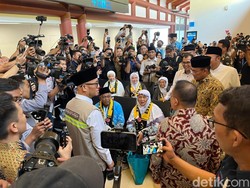 Menhaj hingga Wakil Ketua DPR Sapa Jemaah Haji Jelang Keberangkatan