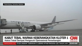 VIDEO: Kabut Tebal Sempat Tunda Keberangkatan Kloter 1 Palembang