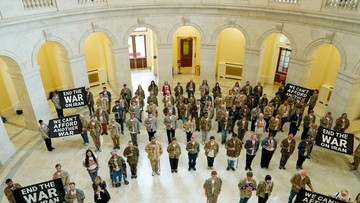 Puluhan Veteran AS Ditangkap usai Demo Tuntut Trump Setop Perang Iran