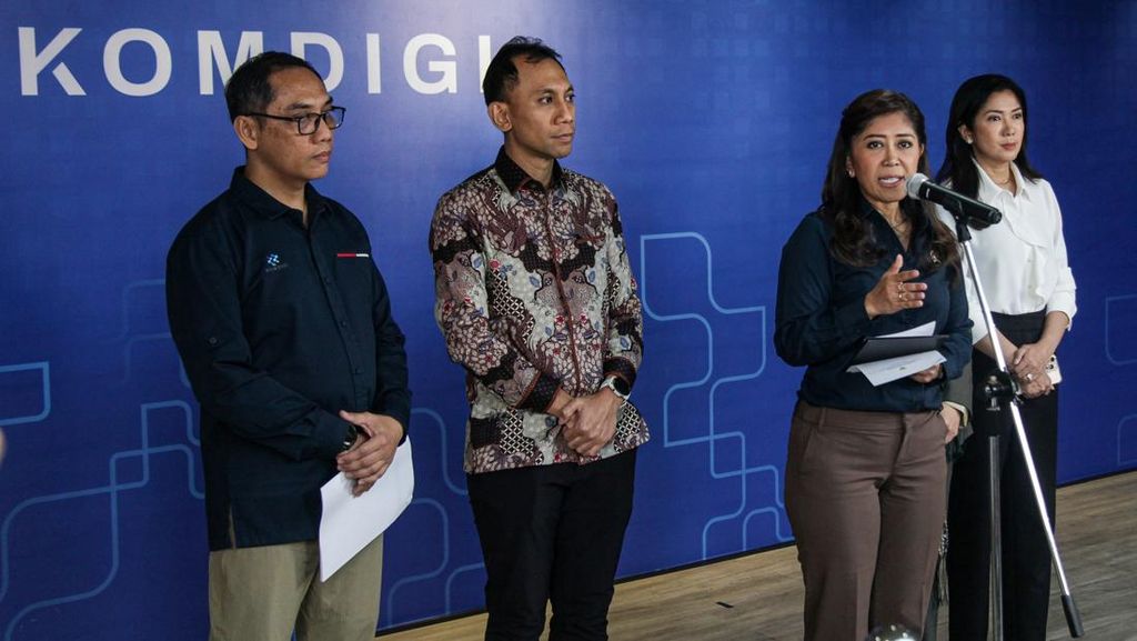 7 Platform Sepenuhnya Patuh PP Tunas, Menkomdigi Tunggu Roblox
