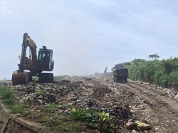 Pasokan BBM Terpenuhi, Pembuangan Sampah di TPA Mandung Kembali Lancar