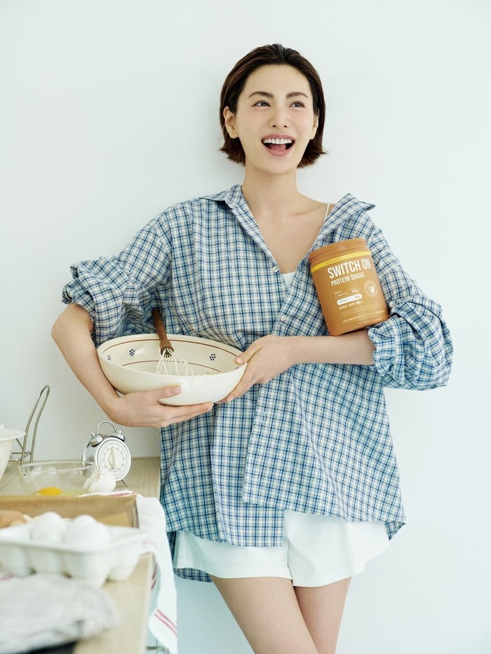 Bagikan foto-foto di balik layar, para penggemar memuji chemistry former member sub-unit pertama After School yang diberi nama Orange Caramel tersebut dengan artis Korea yang lahir pada 4 November 1987 itu. / Foto: instagram.com/jin_a_nana