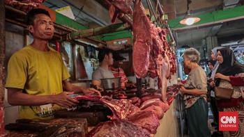 FOTO: Mahal Daging-Sapi Hidup Terimbas Konflik di Timur Tengah