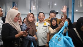 Bertemu Tito, Warga Bener Meriah Ungkap Kegembiraan karena Huntara