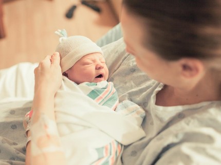 Bunda di China Lahirkan Anak Berwajah Bule, Sampai Tes DNA untuk Pastikan Kebenarannya