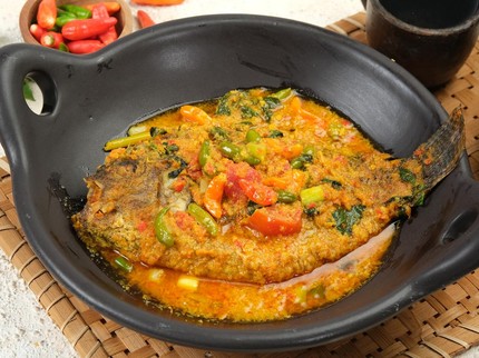 5 Resep Pesmol Ikan Nila, Kembung, hingga Tenggiri untuk Menu Makanan Keluarga