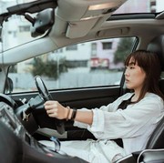6 Ciri Kepribadian Orang yang Tidak Pernah Mendengarkan Musik di Mobil Menurut Ilmu Psikologi