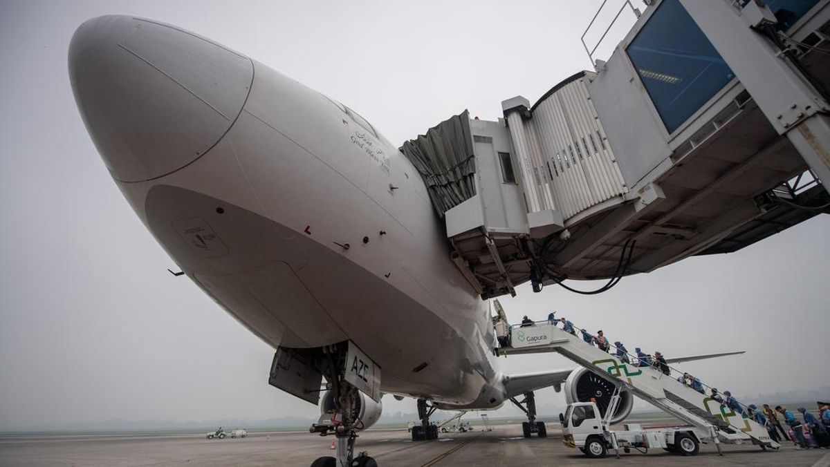 Sempat Tertunda, 380 JemaahHaji Surabaya AkhirnyaBertolak ke Madinah