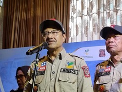 Mensos Minta Seskab Teddy Jadi Duta Sekolah Rakyat: Supaya Orang Makin Tahu