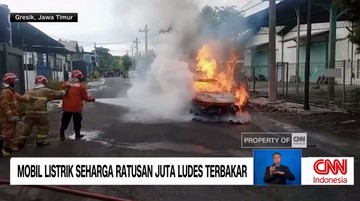 VIDEO: Mobil Listrik Seharga Ratusan Juta Ludes Terbakar