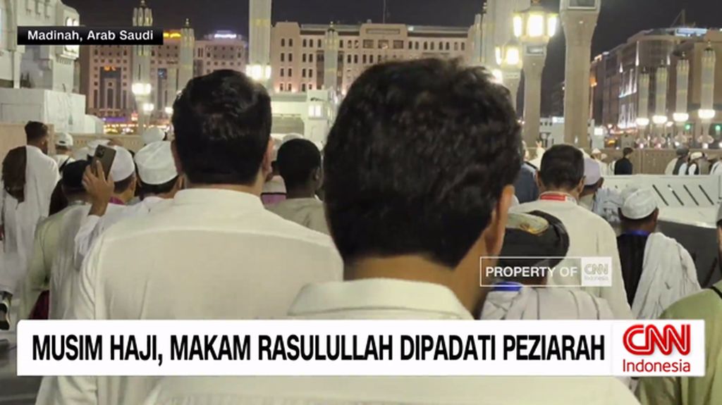 VIDEO: Makam Rasulullah Dipadati Peziarah