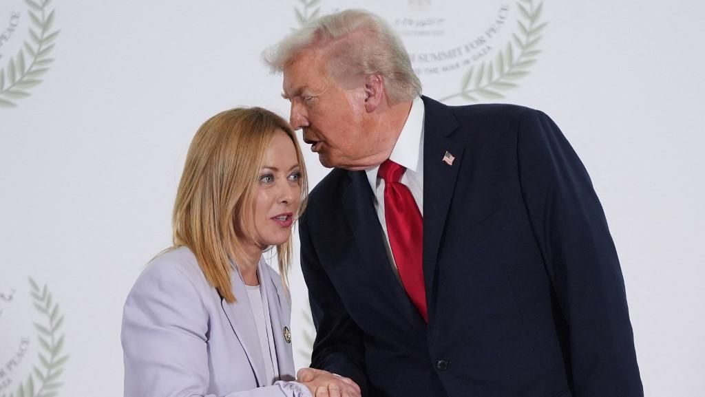 Siasat Trump Ambil Hati PM Italia Demi Tendang Iran dari Piala Dunia