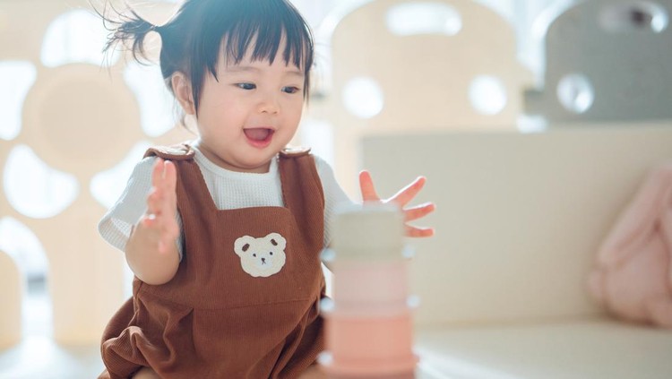 Sensory Play Bayi&colon; Usia Memulai&comma; Manfaat&comma; dan Ide Permainan sesuai Usia