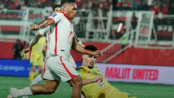 Berita Olahraga Terkini CNN Sport : Hasil Super League: 1 Gol Dianulir, Persebaya Hajar Malut United