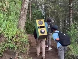 Viral Pendaki Gunung Andong Gendong Speaker, Basecamp Kecolongan