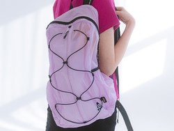 5 Opsi Tas Gunung yang Tren di Korea, Praktis dan Stylish untuk Sehari-hari