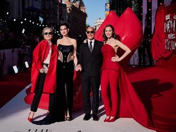 Video: Adu Gaya 4 Bintang The Devil Wears Prada 2 di Acara Premiere