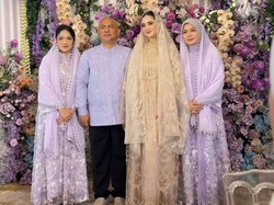 Digendong Ayah Sambung, 7 Momen Haru Pengajian & Siraman Syifa Hadju Jelang Nikah