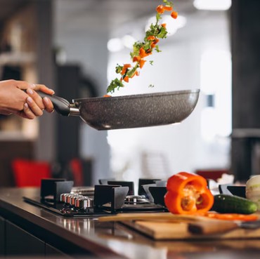 6 Ciri Kepribadian Orang yang Jago Masak, Kreatif, dan Penuh Perhatian