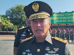 137 Bintara Dikmaba Infanteri TNI AD Dilantik Pangdam IX/Udayana