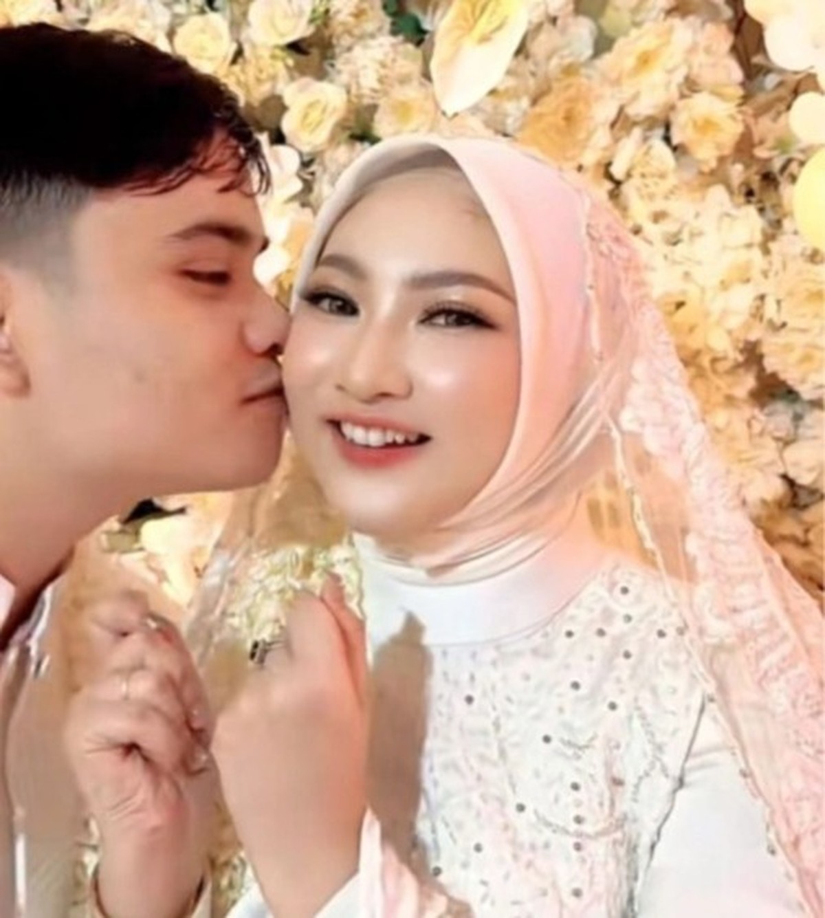 Pernikahan Ressa Rizky Rossano