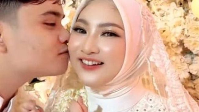 Denada Hadir, Intip 7 Foto Pernikahan Kedua Ressa Rizky Rossano dengan Fita